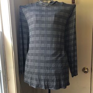 Lane Bryant 22/24 mock neck swing tee plus